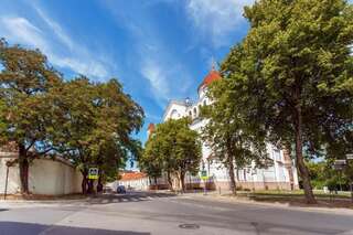 Апартаменты 5 Bedroom Duplex in Old Town Вильнюс Мезонет-38