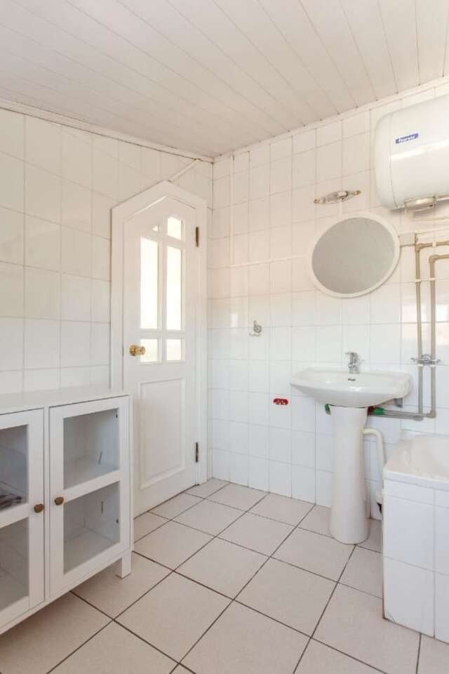 Апартаменты 5 Bedroom Duplex in Old Town Вильнюс-32